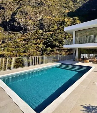 Cardais Paradise View Villa *