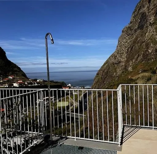 Cardais Paradise View