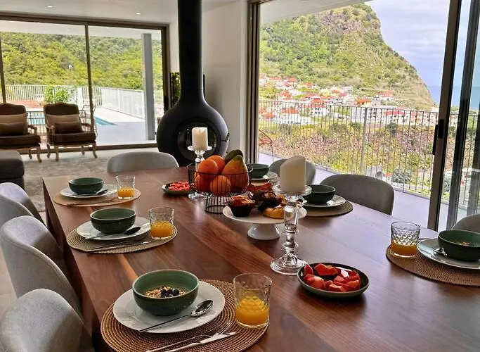 Cardais Paradise View *